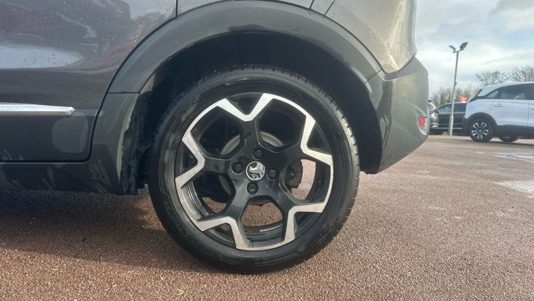 Vauxhall Crossland 1.2 Turbo Ultimate 5dr Petrol Hatchback